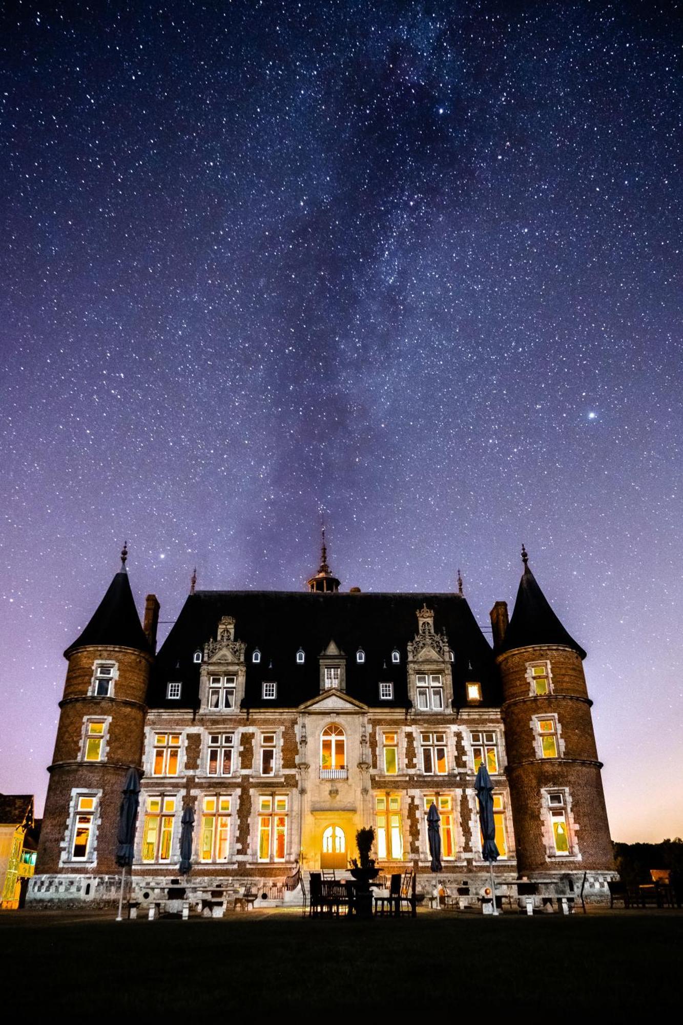 Chateau De Tilly Hotel 4*