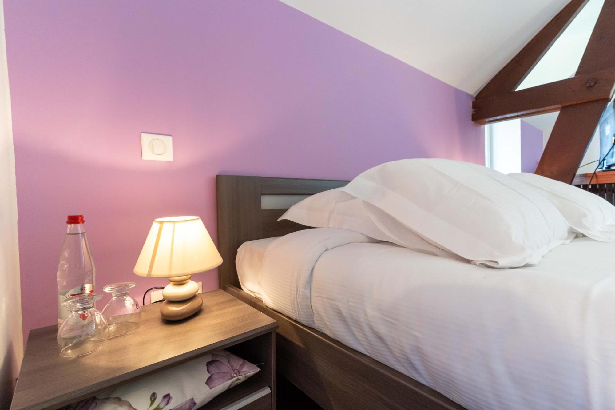 Chateau De Tilly Hotel 4*