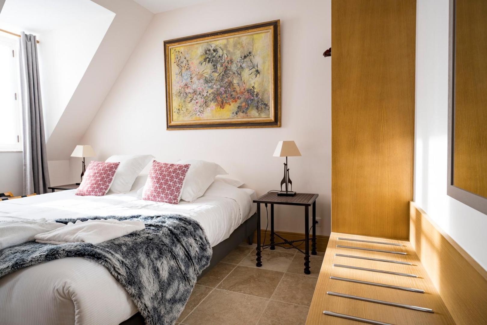Chateau De Tilly Hotel